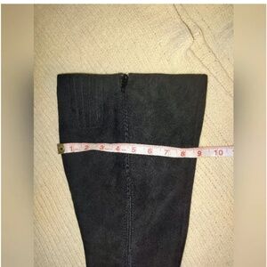 Bella Vita Black Wide Calf High Heel Leather Boots 8 1/2 WW Pristine Cond.